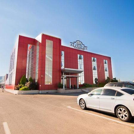 Hotel Alinalex - Paradisul Acvatic Brašov Exteriér fotografie