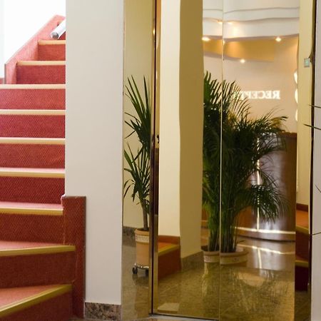Hotel Alinalex - Paradisul Acvatic Brašov Exteriér fotografie